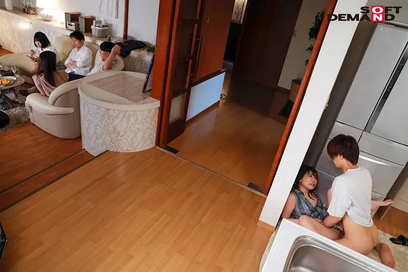 【倉多まお 枢木あおい 桃菜あこ】男女6人宅飲み乱交 ―5年ぶりに会ったサークル同期たちは酒とエモさで理性を飛ばしあう―