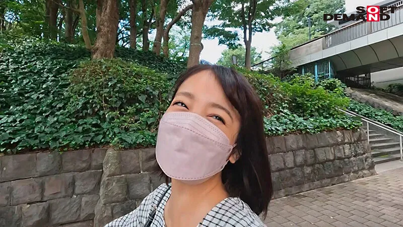 【人妻】3人のわんぱく男児を育てる家族想いなお母さんキャディ 市川ななみ 36歳 最終章 「妊娠してもいいから…」家族を忘れ、涙を流しながら本気で生棒をおねだりする 最後だから思いきって連続中出しセックス