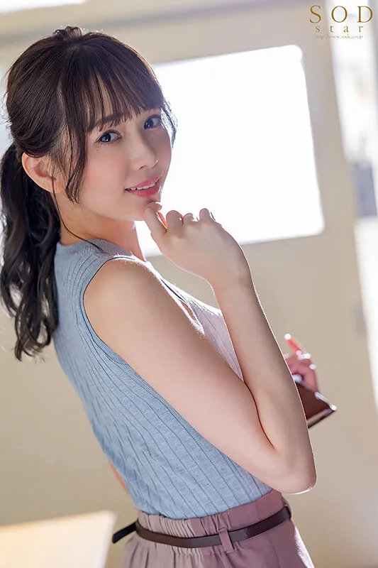 彼女が出来た僕の無洗チ○ポにしゃぶり付き誘惑寝取りしてくる担任の先生 瀬乃みなみ