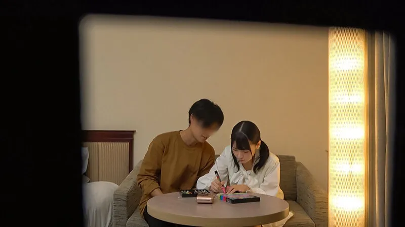 【円井萌華】【盗撮】ライブ終わりの人気急上昇中のアイドルと密会する様子を盗撮。表向きはファンのみんなが彼氏と謳う地下アイドルの鑑でも、裏では本彼とイチャラブ生ハメSEXをしまくる痴女アイドルだった。【流出××】