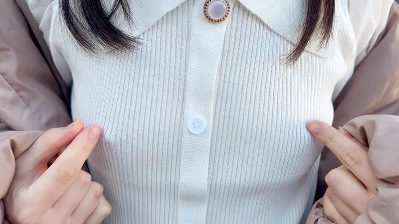 【夏花】ノーブラ乳首ぽっち散歩 人混みの中で視線を感じて乳首びんびん