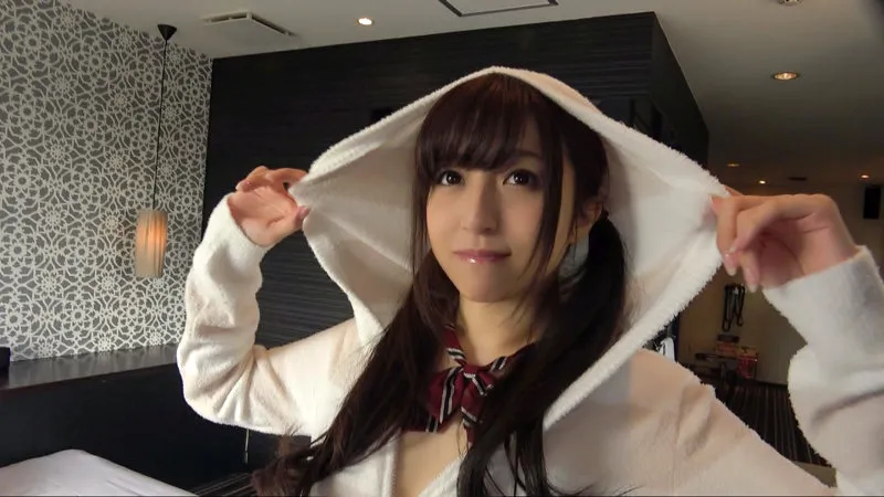 【逢沢まりあ 久遠れいら 山井すず】【JK】パイパンVラインでVサイン 1番売れた素人女子校生を知っているか？とろける女子校生 sweet