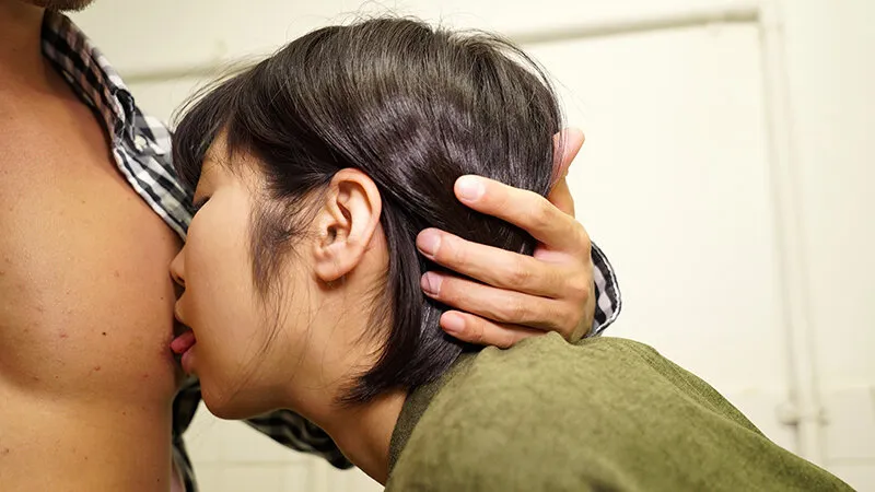 【夢咲ひなみ】童顔でむっちり巨乳 最強のヤリマン女子大生！！