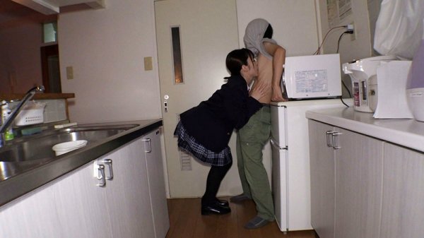 チクシャ！乳首でイカす制服小悪魔チクビっ痴 堀北わん