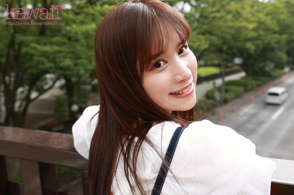 「円周率100桁言えます！」ノリよし！笑顔よし！将来先生かAV女優かお悩み中！ 理学部に通うエロかしこい現役女子大生‘森玲奈’ AVデビュー