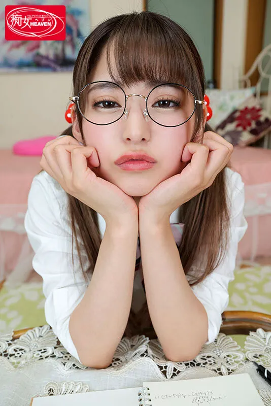 【VR】2SEX230分21射精 帰省先のド田舎で再会した幼馴染二人に密着挟まれ身動き出来ず奪い合い中出しさせられた夏休みVR 白桃はな 渚みつき