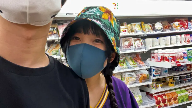 【日泉舞香】紹介します。僕の体にずーとむしゃぶりつく最近できたチュパフレです。