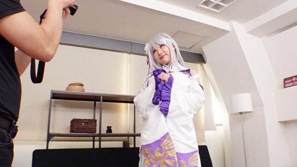 【横宮七海】ななみ20歳Eカップ美乳レイヤーの地雷系娘のビチョビチョまんこに生チン挿入大量中出し個撮ハメ撮り！