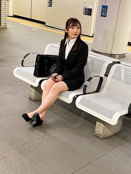 【里仲ゆい】スーツ女子ストーキング記録＃03 ◆ネット系営業◆S.Yちゃん◆東高※寺駅住み