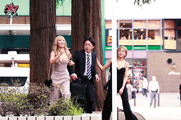 痴女ギャルしか勝たん！ ギャルの名に恥じぬ生マ●コで避妊NGのガチンコ追撃中出し対決！！ AIKA 氷堂りりあ