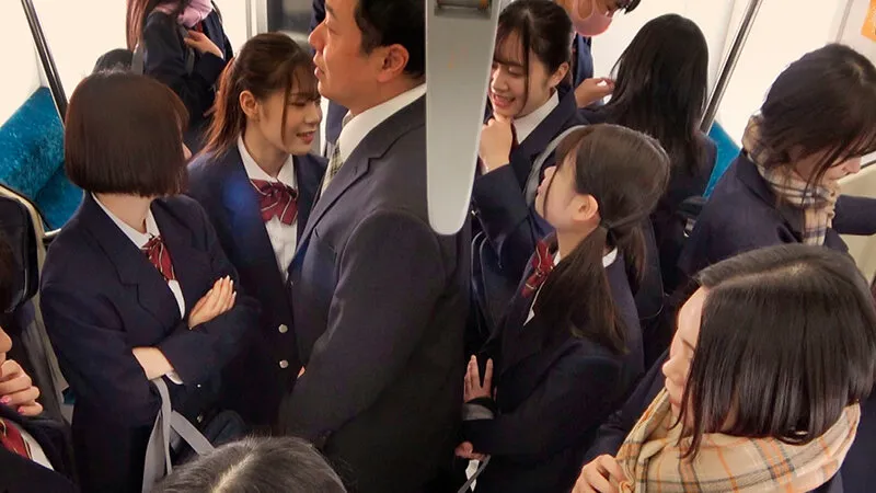 【皆川るい 結城りの 宝川莉子 千葉あやめ】【JK】黒タイツ女子○校生ムレムレ満員電車 湿度300％超…下校直後でムレた色々なデニール数の黒タイツに挟まれ踏まれ何度も射精させられるっ！【同時収録】黒タイツキョンシー大行進！