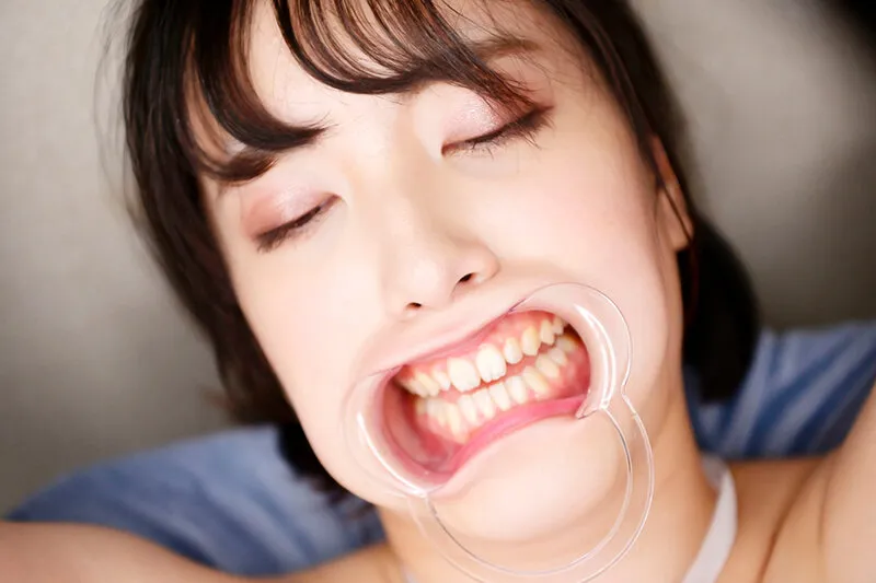 【水湊楓】ぶっかけごっくん まだ若いかえでちゃん