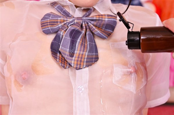 【広仲みなみ】【VR】【お触り禁止！本番禁止！】健全J○リフレ店で働き始めた【ウブな新人店員をダマして媚薬ガンギメ！】発情した女子○生をハメ倒した絶頂連発【生姦キメパコ中出し】 広仲みなみ