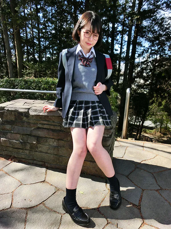 【ねんね】【JK】アヘ堕ち巨乳メガネっ娘 人見ゆめ