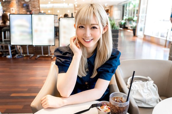 【一ノ瀬恋】【素人女子大生】金髪大天使2年生 RENちゃん 韓国アイドル大好き美少女20才 真っ白な肌にピンクの美乳が神！乳首舐めながら膣奥突かれて痙攣アクメ☆