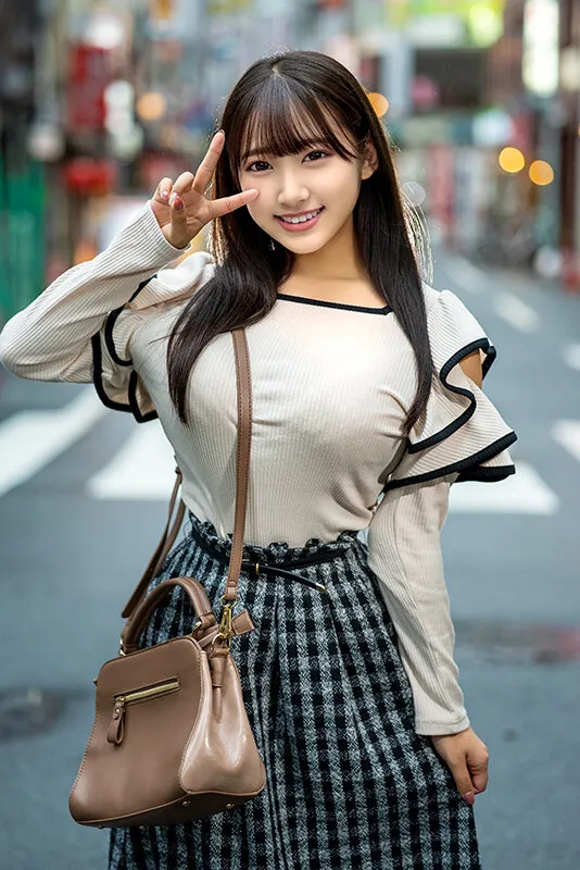 【姫咲はな】素人大学生【限定】はなちゃん22歳 100センチオーバーJカップ爆乳JD 激エロマシュマロボディにオイルを塗って極上マッサージ 最高の快感に昇天