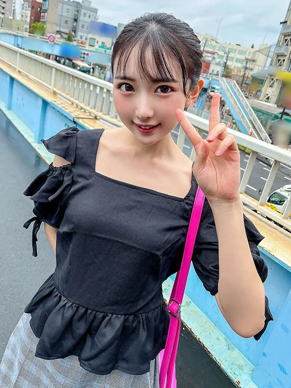 【皆月ひかる】素人女子大生【限定】ひかるちゃん20歳 超が付くほどのカワイイ清楚ガールをガッツリガン攻め！感度抜群の激エロ乳首が一生勃ったまま何度も昇天