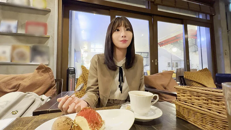 【Nia】【日台肉弾交流】アイドルフェイス台湾人奥さま27歳。浮気旦那に愛想つかして仕返し不倫！！色白敏感ボディでイキまくる情熱孕ませセックス【清射在我里内！】