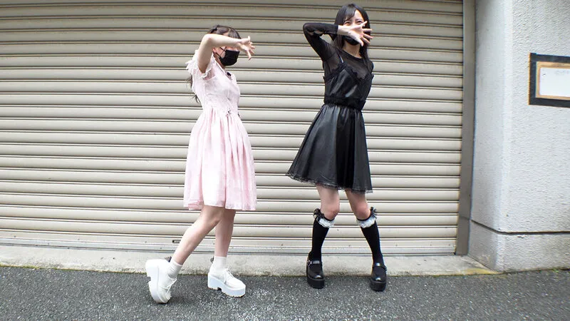 【山口葉瑠】【スケベ狂い地雷女子】儚さキュート天井MAX（20歳）激ほそスレンダー 地雷系女子大生（20歳）神カワ！推しのメンズとプラベいちゃいちゃアヘ逝きアクメ狂いハメ撮り中出し 個人撮影【身バレ厳禁取り扱い注意】