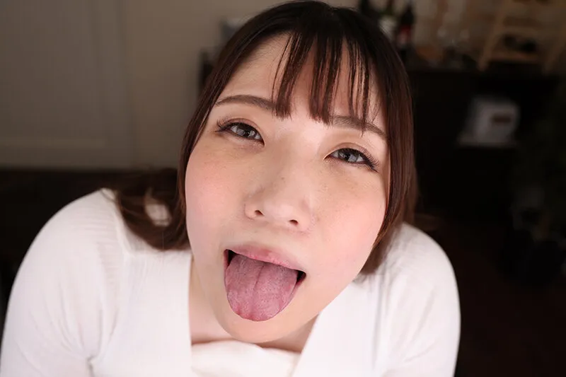 【VR】淫乱継母との禁断の時 神懸かった巨乳で勃起を強いる夜 夕季ちとせ