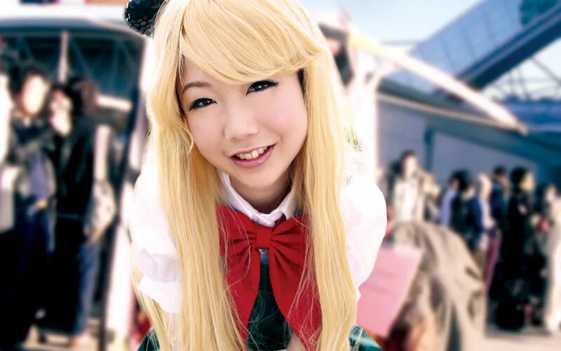 【芹野莉奈 千星はるか】SNSで募集した素人コスプレイヤーと中出しオフパコ撮影会 2枚組