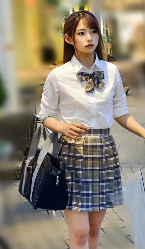 【涼花くるみ 涼美ほのか ちはる 渚みつき】【JK】【貧乳・微乳女子校生4人組】ストーキング拉致られ中出し・睡眠姦・盗撮・逆さ撮り・大容量データ250分超映像収録