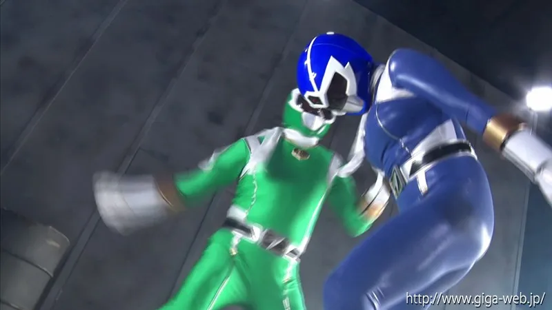 解雇ヒーロー ヒロイン復讐 バドブルー 春原未来