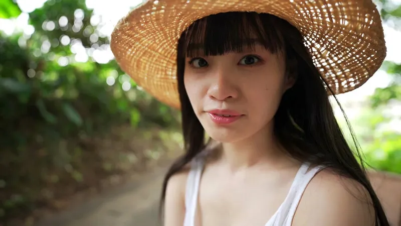 Urara 南国のガールフレンド・花音うらら