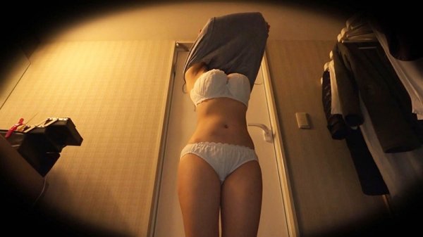 【舞奈みく】爆乳炉利ぃた着エロアイドル、撮影当日、電撃AV出演 莉緒