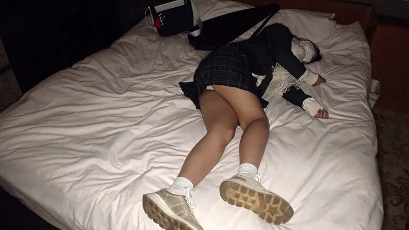 【市来まひろ】おいかけまわし【20**/**/**】【JK盗撮・ストーキング・中出し昏睡レイプ動画流出】