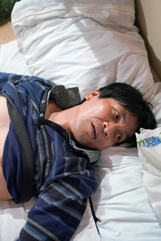 病に伏せる義父を濃厚フェラでイカせるついでに天国にも逝かせた白衣の天使 桃川れな