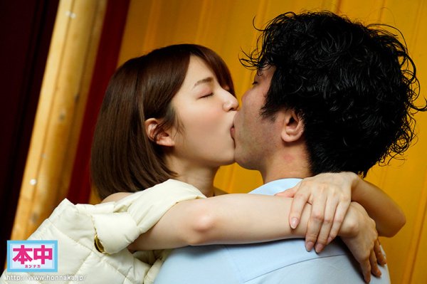 イクときは絶対にキス 女子アナみたいにカワイイスレンダー美少女はじめてのナマ中出し 倉本すみれ