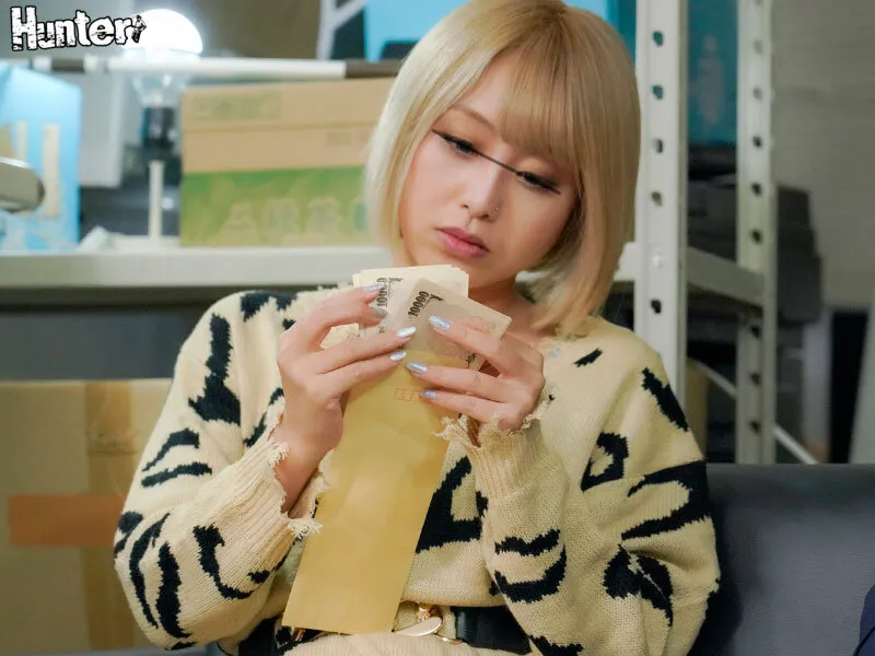 【椎木くるみ 白雪ひめ】【JKレイプ】裏切りの数珠繋ぎレ×プ！「逃げたかったら誰か呼べ！」ギャルを倉庫に監禁！ビンタ！イラマ！中出し！…飽きるまでヤリたい放題！