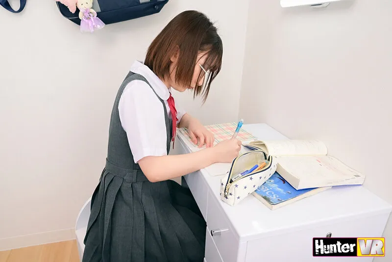 【由良かな】【JC】【VR】性悪生意気うぶっ娘に種付け徹底指導！大嫌いな上司に娘の家庭教師を命じられたボクの仕返し。家庭教師なんてまったくやる気の無いボクを見て「パパに言いつけるよ」「先生は勉強できたの？私より学力無いなら意味ないんだけど」と父娘揃って性格が悪いのかよ…。と…