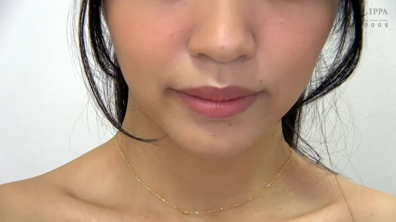 【乙アリス 小花のん 花狩まい 松本いちか 他】素人娘の全裸図鑑31 今時の女の子12名が恥らいながら脱衣していく様子をじっくり撮影した、変態紳士のためのヘアヌードコレクション