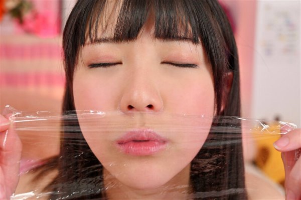 【JK】【VR】【お触り禁止！本番禁止！】ヤレそうなのにヤレない…【S級激カワ本物女子○生に媚薬を盛ると淫乱覚醒！】早漏敏感マ○コを責めて何度もイカせまくった秘密の裏オプ【中出し3発・口内射精】キメパコ孕ませJ○リフレ 横宮七海