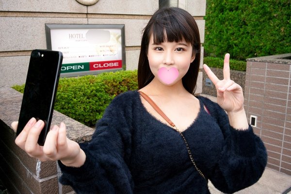 【広瀬みつは】北関東のとある町で有名な立ちんぼ逆ナン爆乳娘、3000本に跨ったくねくねグラインド騎乗位で生中強要1日12発中出しドキュメント。