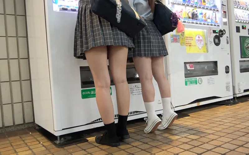 ゆい＆れい【Aカップ＆FカップJK援交ハメ撮り流出】