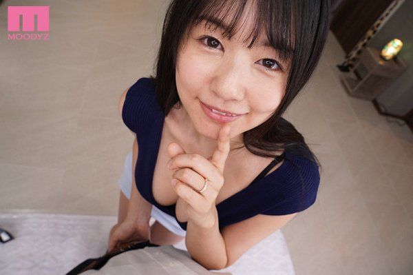 【VR】後ずさり視点移動で背徳感MAX！上司の奥さんにこっそり痴女られる！！ つぼみ