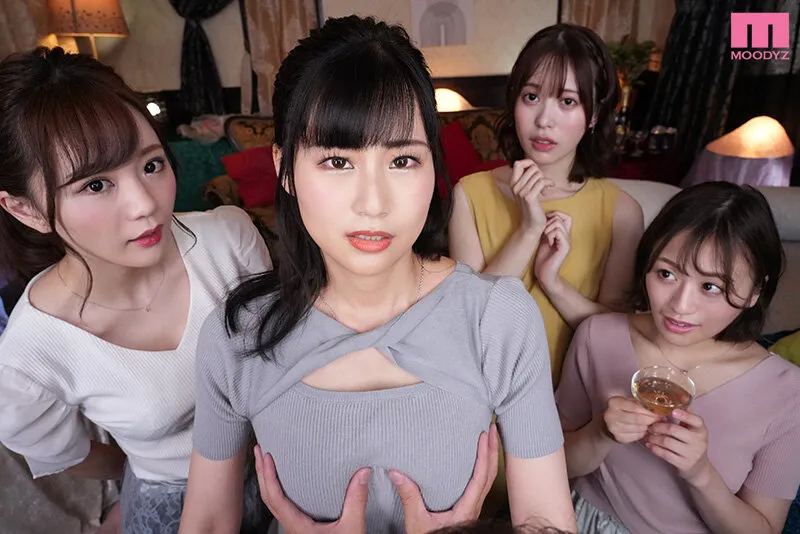 【天馬ゆい 葉月もえ 堀内美香 結城のの】【VR】N社長乱交ルーム完全再現VR 女子アナ、アイドルの卵、インフルエンサー、CAを部屋に招いてマネーパワーで飲みまくり＆ヤリまくり5PハーレムSPECIAL！！