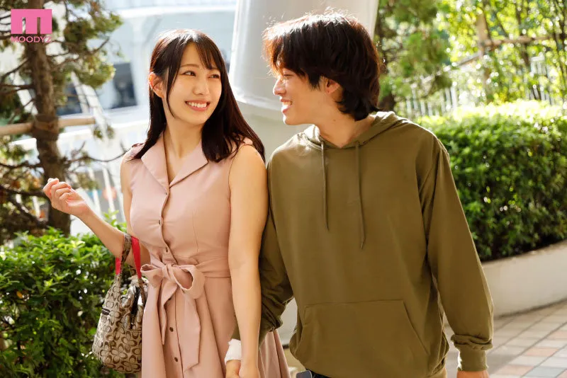 白衣を脱いだキミも好きだ 夜勤中に時短不倫を愉しむ巨乳人妻ナースと旦那が出張中の2日間 一泊外出許可を出して屋外デート後、日が暮れても中出ししまくった。 弥生みづき