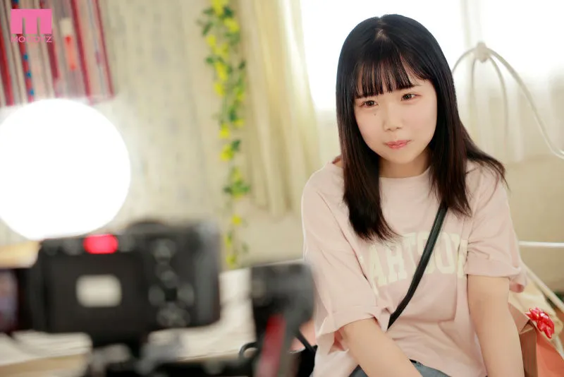 【Eカップ】新人 AV男優さんのエッチ甘～い めっちゃ敏感洋菓子専門学生AVデビュー！！ 堂元ふわり