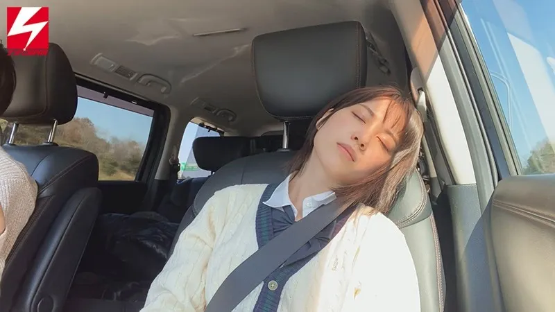 【堀北わん】【JK】野外べろちゅうJ● キス好き女子を車デートで連れ回し郊外のラブホテルで生6発