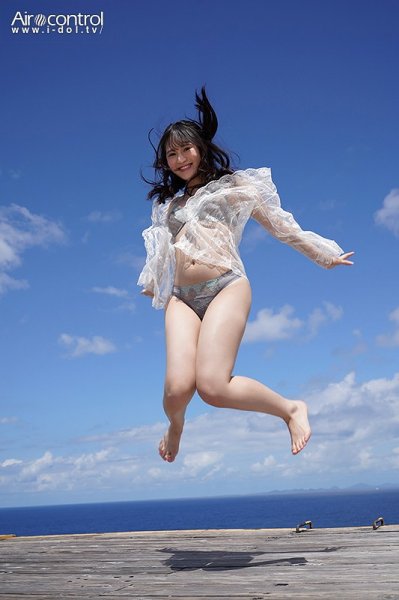 【18歳】妄想少女 小野六花