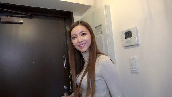 新人部屋呑みドキュメント クールなスレンダー超絶新人美女 羽咲美亜
