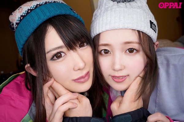 【田中ねね＆辻井ほのか】【VR】スノボ合宿中に暖房が故障！2人の巨乳先輩たちと体を温め合ううちにパイズリおしくらまんじゅう状態！ぬくぬく暖取り逆3PVR