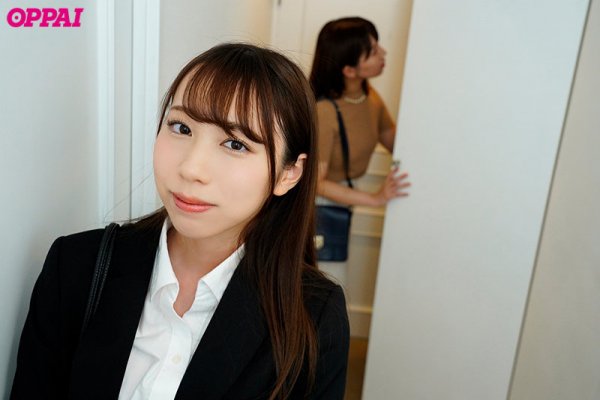 【VR】マンション内見中、事故物件を売りつける不動産レディに迫られるアナタ。妻が近くにいるのに契約するまでおまんこオートロックで射精させられっぱなしハニトラVR 葉風ゆりあ