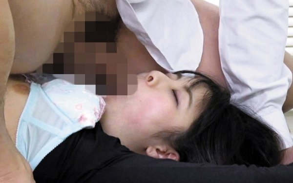 【東条蒼 他】鬼畜医師による定期検診 婦人会睡眠薬レイプ 「私…寝ちゃい…えっ…」