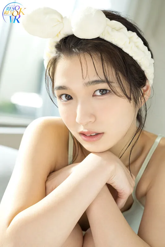 【VR】美顔特化VR 8K SPECIAL すっぴんのおはよう。から、メイク落としておやすみ。まで大好きなカノジョとずっといっしょの1日 倉本すみれ