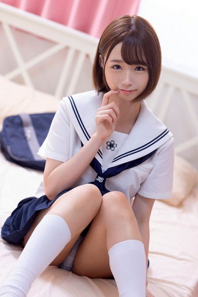 【真白美生】【VR】お互い経験の無い僕と彼女が何度も何度も唇を重ねた初体験 みお